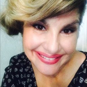 Meet your Posher, Raquel